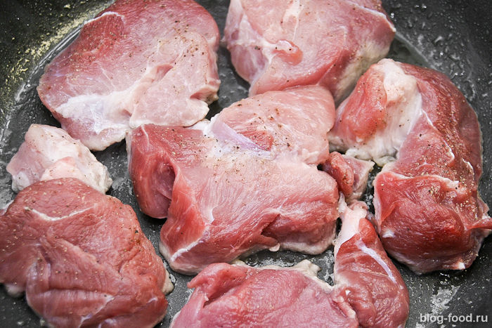 Как жарить сочное мясо на сковородке