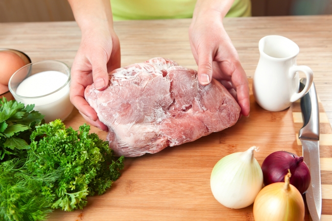 Как размораживать мясо в микроволновке особенности процедуры – Подготовка мяса