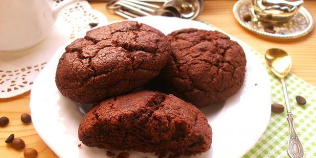 Шоколадное печенье с какао Шоколадное печенье с какао