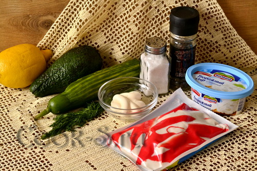 салат с крабовым мясом и авокадо - ингредиенты