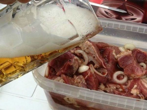 Маринование мяса в пиве