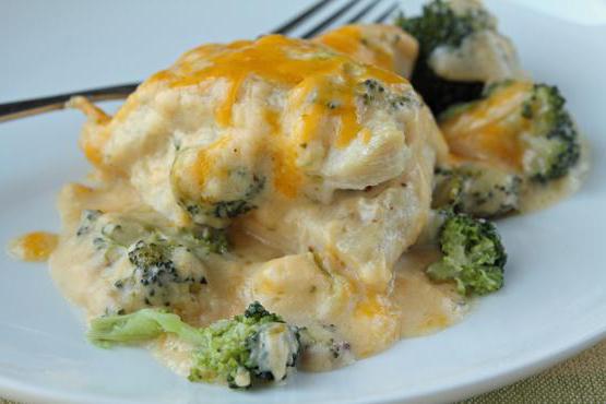 брокколи с курицей в духовке с сыром