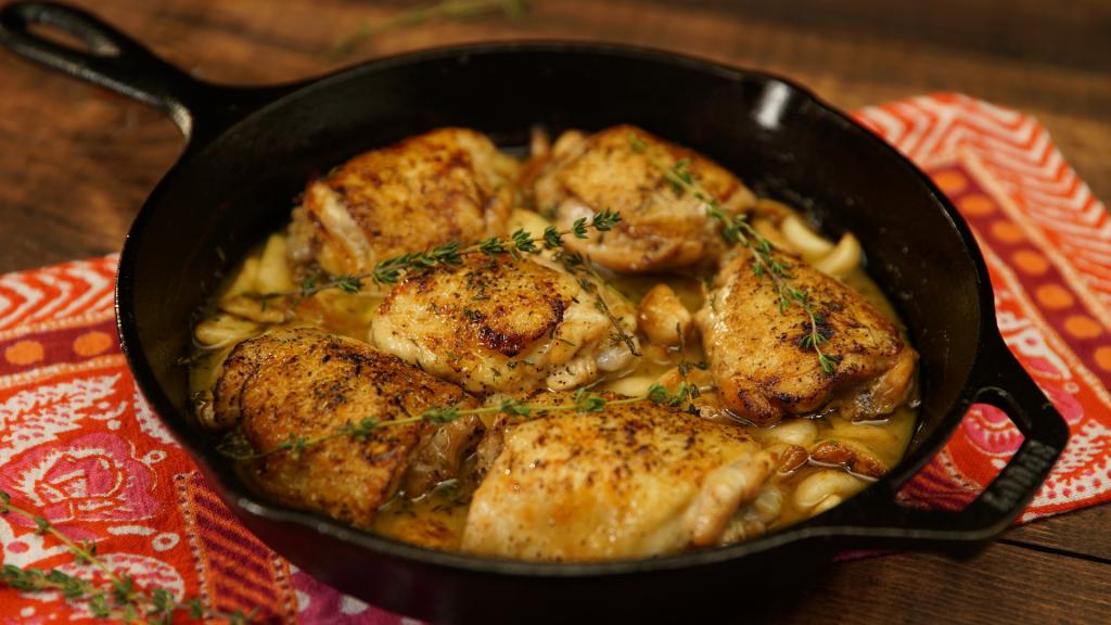 курица с пряностями, медом и чесноком