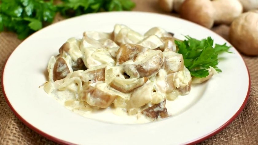 С луком 