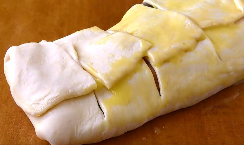 Слоёный пирог с картофелем и рыбой