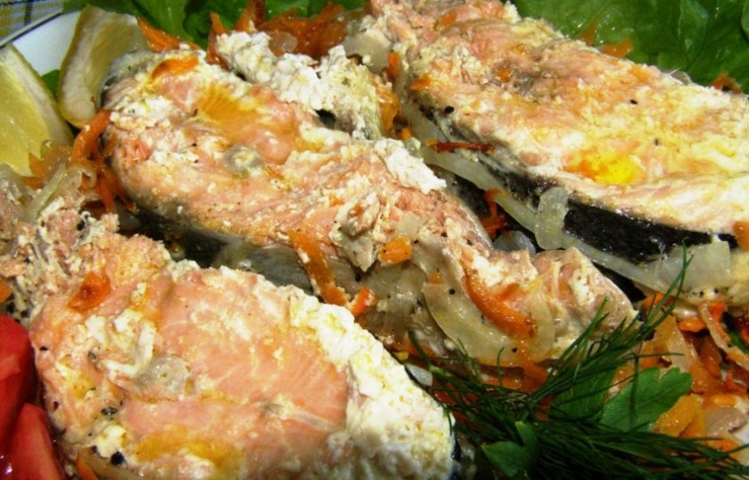 Кета, запечённая в духовке с овощами: рецепты с фото, как приготовить в фольге, филе рыбы с баклажанами