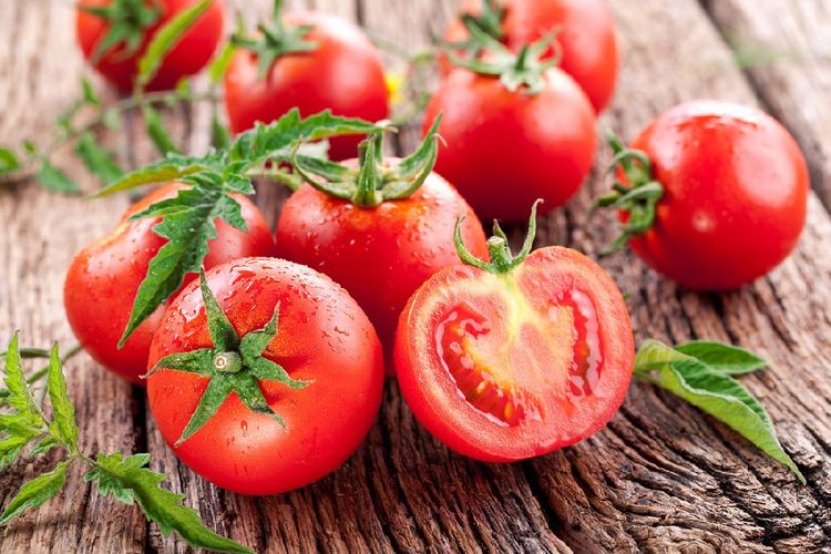 Больше всего природного глутамата содержится в помидорах. Чем более они спелые, тем больше в них умами. Сушеные помидоры – вершина умами!