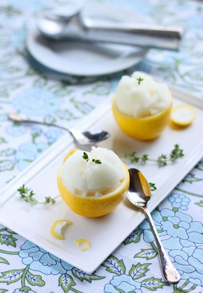 Фото Лимонный сорбет в лимонных чашах