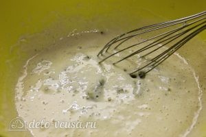 Оладьи из кабачков и картофеля: Добавить кабачок в тесто