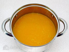 Тыквенный суп-пюре с плавленным сыром и сухариками: Пюрировать суп