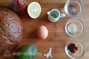 Бутерброды с авокадо и яйцом пашот: Ингредиенты