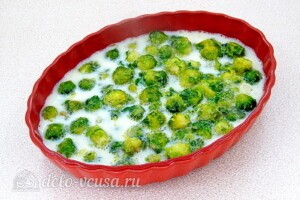Запеченная брюссельская капуста с сыром: фото к шагу 9.