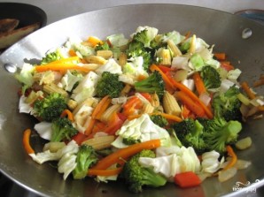 Лапша с овощами по-китайски - фото шаг 8