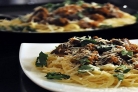 Куриные сердечки, тушеные в сметане