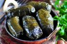 Долма из маринованных листьев