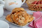 Плюшки с миндалем