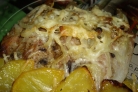 Картофель с ребрышками в духовке