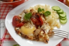 Яичница с салом и помидорами