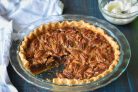 Пирог с ореховой заливкой