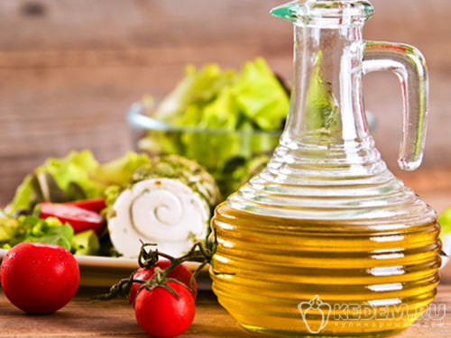 оливковое масло и овощи