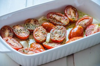Готовые помидоры конфи которые можно закатывать в банки или хранить в холодильнике