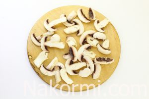 Омлет с грибами и сыром
