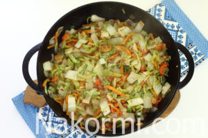 Тушеная пекинская капуста