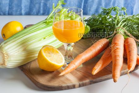 Фото рецепта Сок сельдерея с морковью