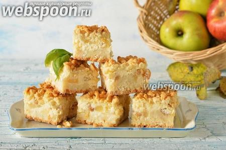 Фото рецепта Тёртый пирог с творогом и яблоками