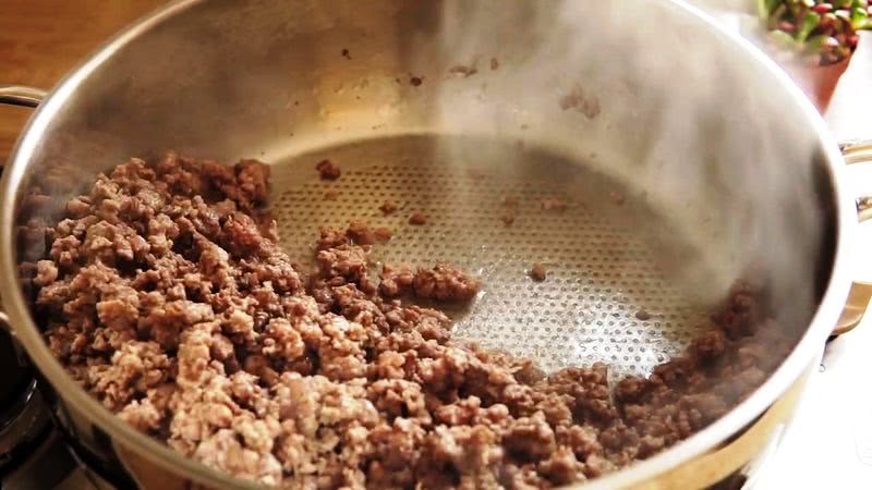 обжариваем фарш