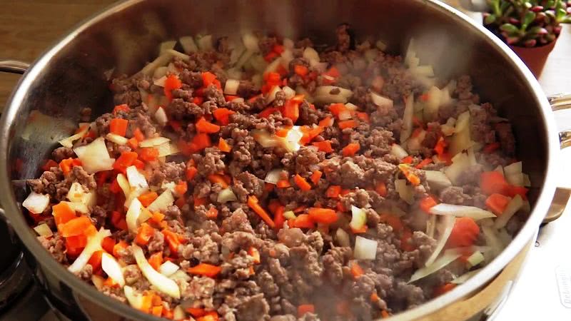 обжариваем с овощами