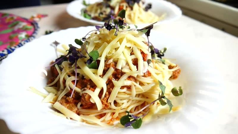 Болоньезе с макаронами
