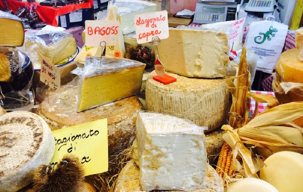 Купить сыр в Италии