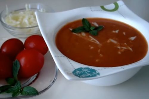 Турецкий томатный суп пюре с сыром