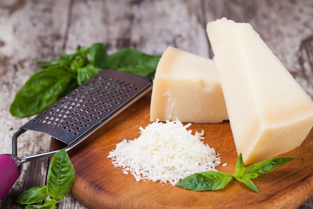 Наслаждение сыром — синоним наслаждения жизнью, поэтому пусть сыр будет на вашем столе каждый день