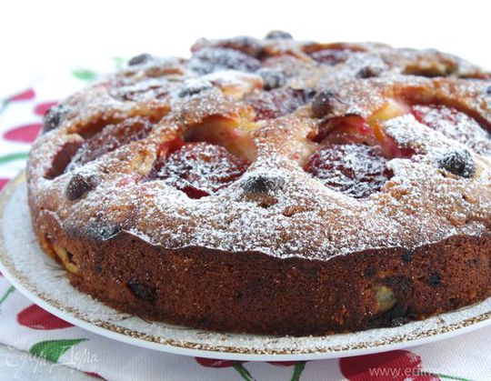 Домашние сладкие пироги: 10 рецептов от «Едим Дома»