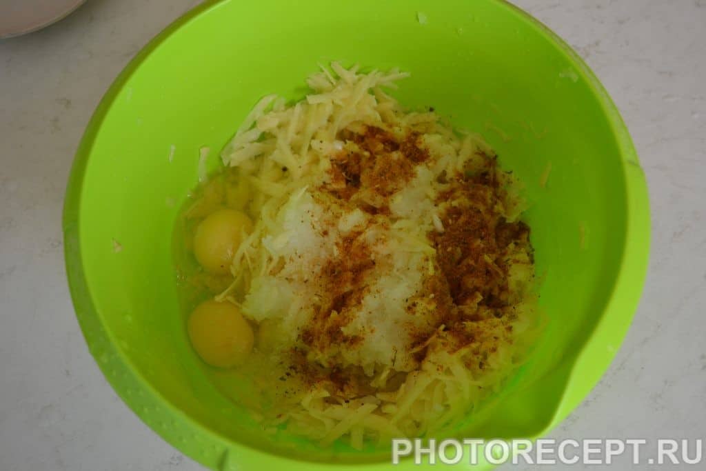 Фото рецепта - Картофельные драники - шаг 3