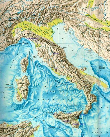 карта рельефа Италии